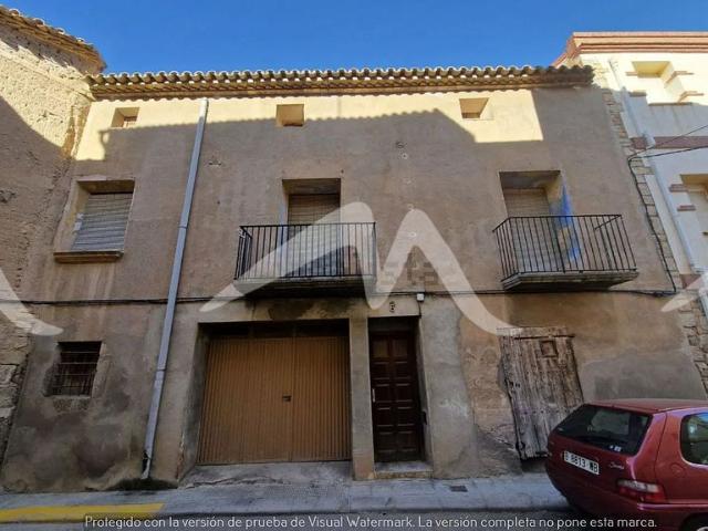 Casa en venta en calle De la Vall, Seròs, de 181 m² 5 habitaciones por 109.000