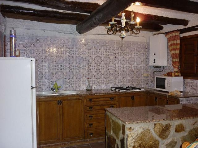 Casa en venta en calle Masbarrat, Aiguamúrcia, de 210 m² 5 habitaciones por 150.000