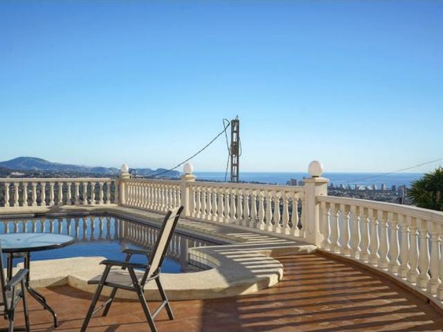Villa en Venta en Calpe, Alicante