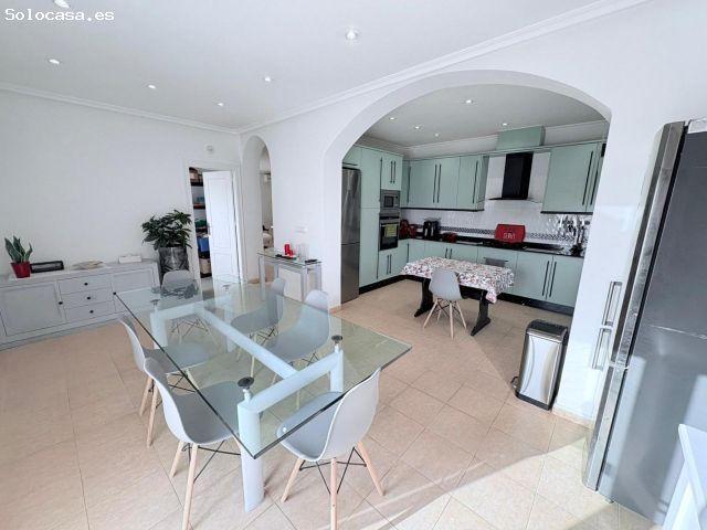 Villa en Venta en Castrillo de Murcia, Murcia