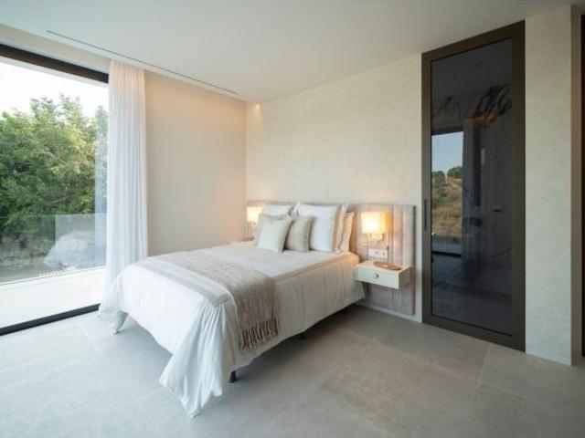 Villa en Venta en Estepona, Málaga