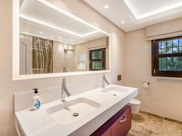 Villa en venta en Estepona Málaga