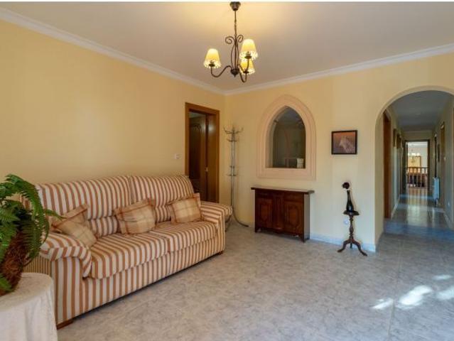 Villa en Venta en Jalon Xalo, Alicante