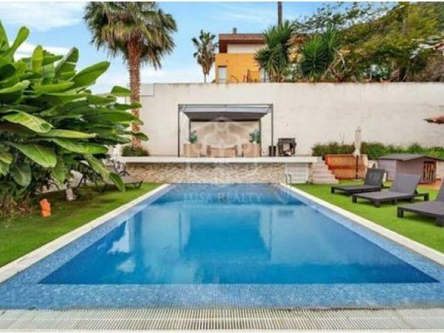 villa en Venta en La Orotava. UEBZ T1606
