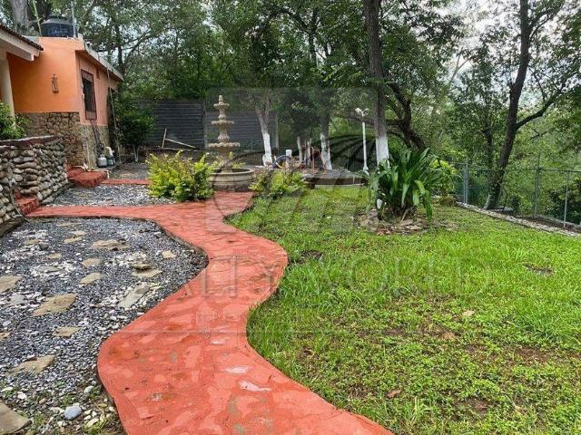 003 00498 QV Villa en Venta en Allende, N.L