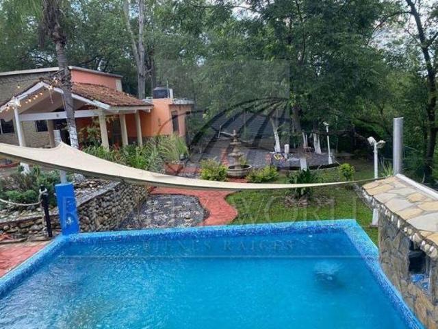 003 00498 QV Villa en Venta en Allende, N.L