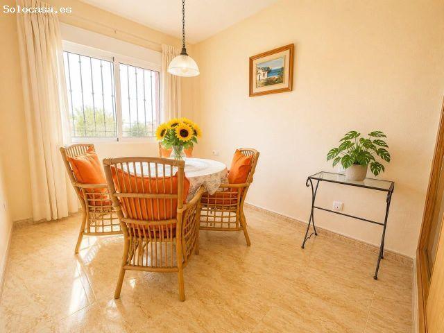 Villa en Venta en Los Urrutias, Murcia