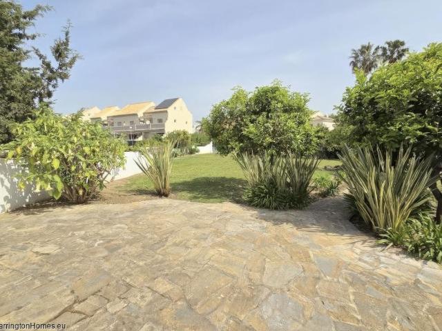 Villa en venta en Manilva Málaga
