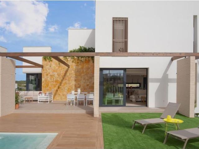 Villa en Venta en Orihuela Costa, Alicante