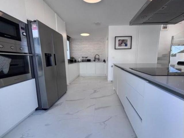 Villa en Venta en Orihuela Costa, Alicante
