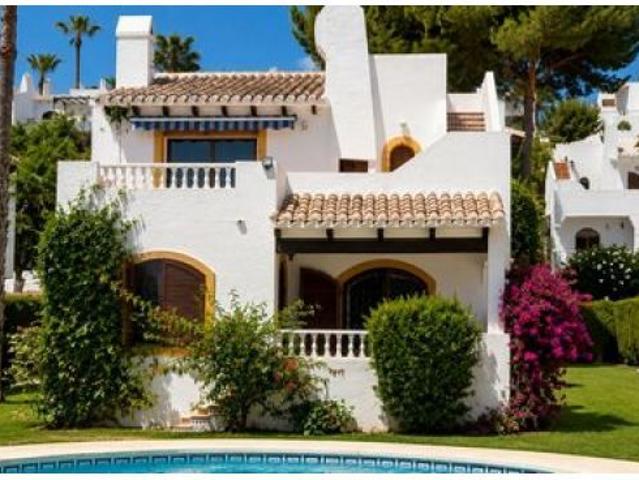 villa en Venta en Orihuela Costa. ETRV T9733