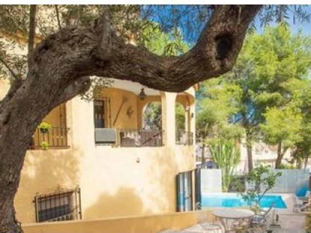 villa en Venta en Orihuela Costa. ETRV T9809