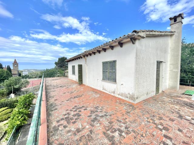 Villa en venta en Puigpunyent Baleares