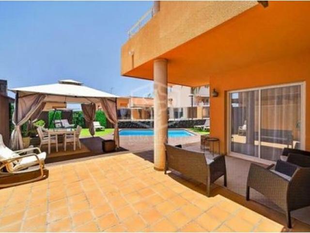 villa en Venta en Santiago Del Teide. UEBZ T1614