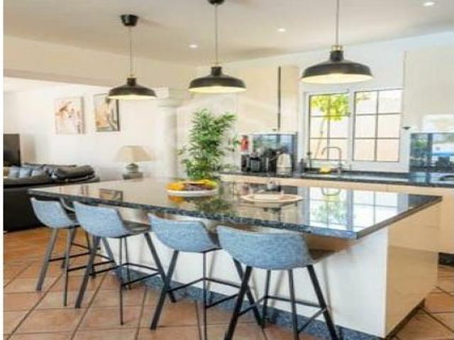 villa en Venta en San Miguel De Abona. UEBZ T1453