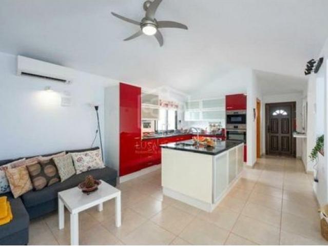 villa en Venta en San Miguel De Abona. UEBZ T1456