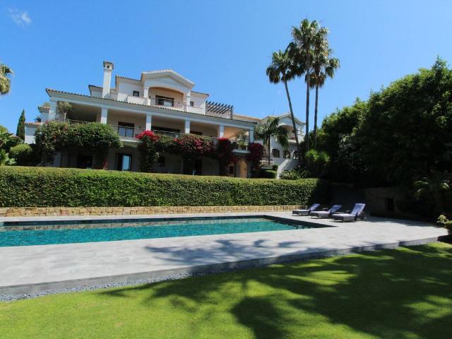Villa en venta en San Roque Cádiz