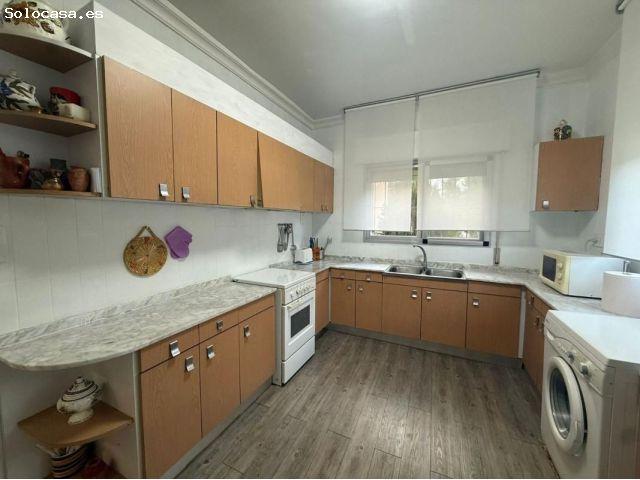 Villa en Venta en Salinas de Añana, Alicante