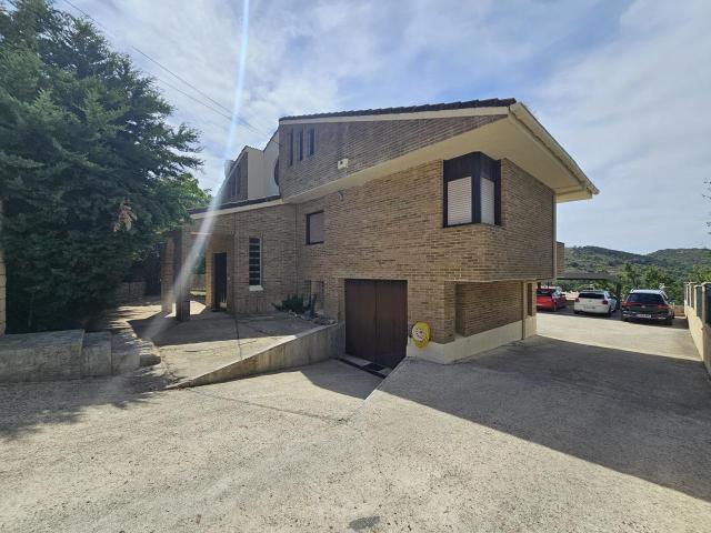 Villa en venta Estella