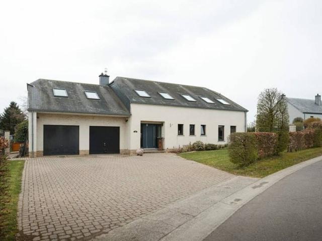 Villa en Vente à Attert