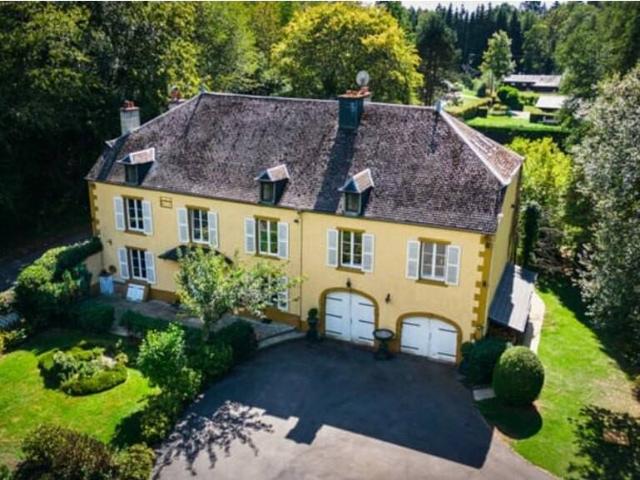 Villa en Vente à Florenville