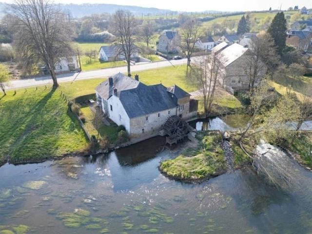 Villa en Vente à Florenville