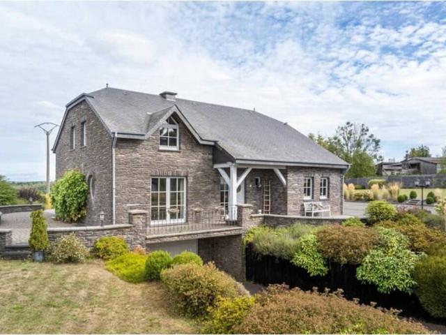 Villa en Vente à Paliseul