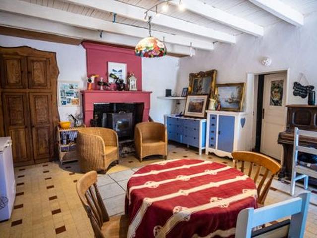 Villa à acheter sur Combiers Charente
