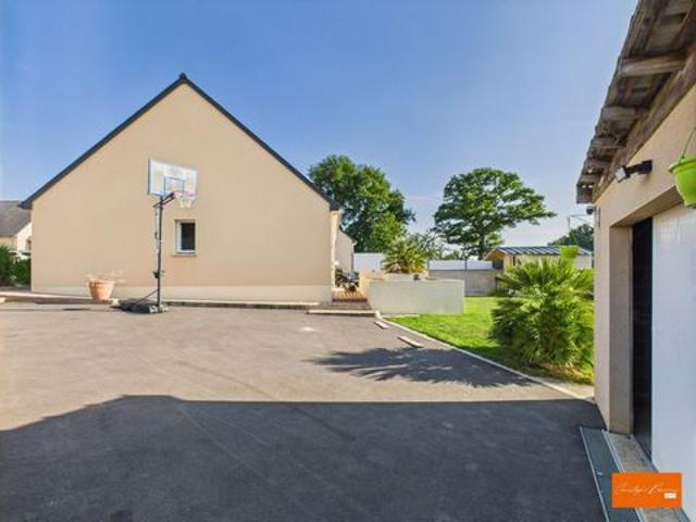 Villa à la vente sur Saint Fraimbault De Prieres