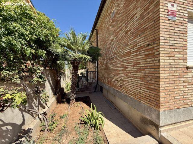 VILLA EN ALQUILER AMPLITUD, TRANQUILIDAD Y EXCELENTE ESTADO