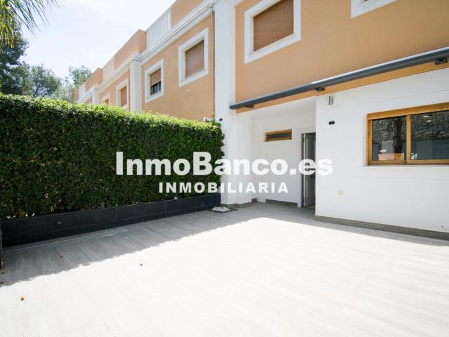 Villa en alquiler Chiva