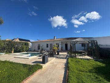 Villa en alquiler en Alhaurín de la Torre Málaga