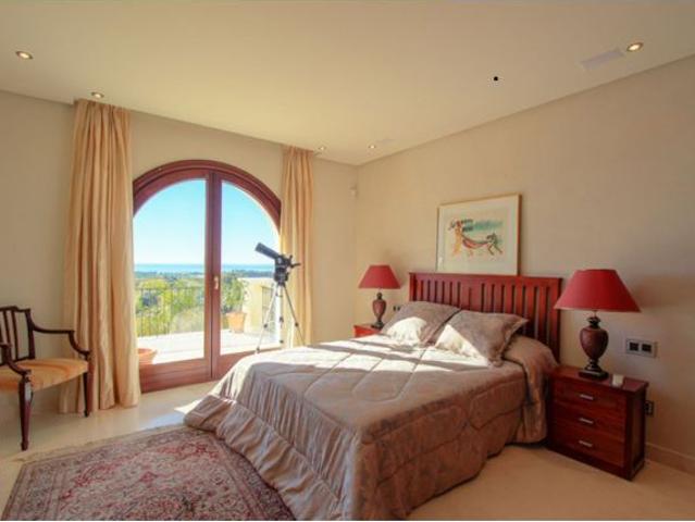 Villa en Alquiler en Benahavís, Málaga