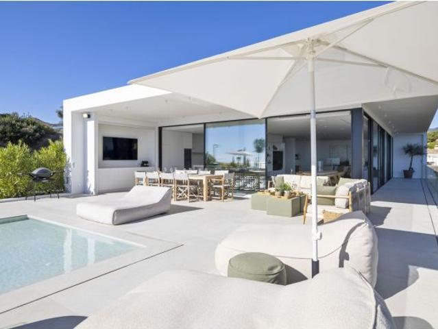 Villa en Alquiler en Benahavís, Málaga