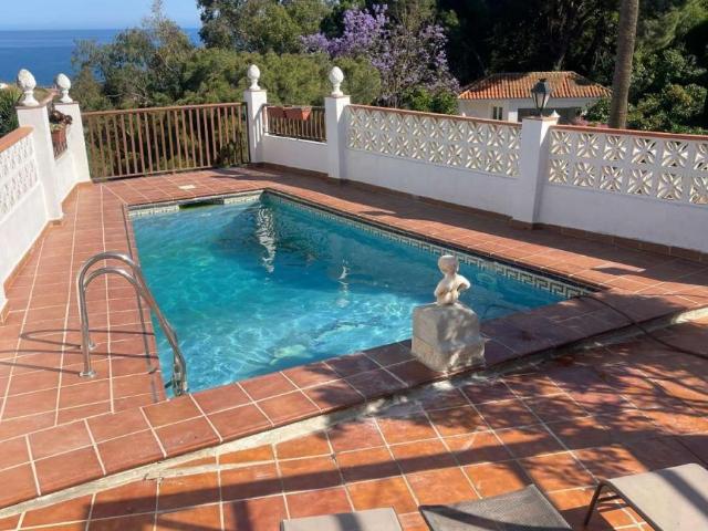 Villa en alquiler en Benalmádena Málaga