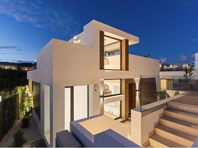Villa en Alquiler en Estepona, Málaga