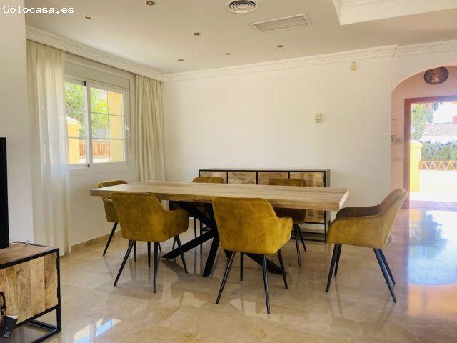 Villa en Alquiler en Fuengirola, Málaga