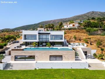 Villa en Alquiler en Mijas Costa, Málaga
