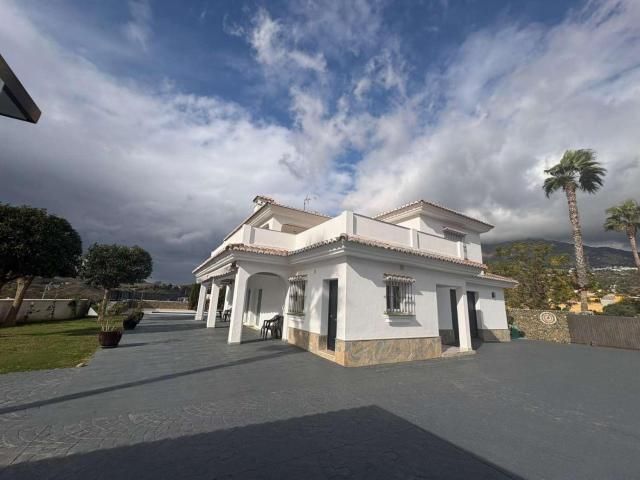 Villa en alquiler en Mijas Málaga