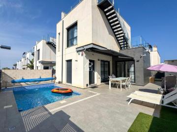 Villa en alquiler en Orihuela Alicante