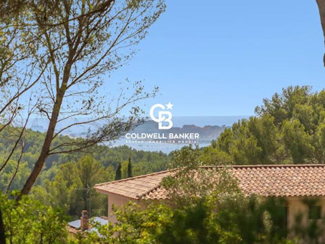 Villa en bord de mer avec terrasse