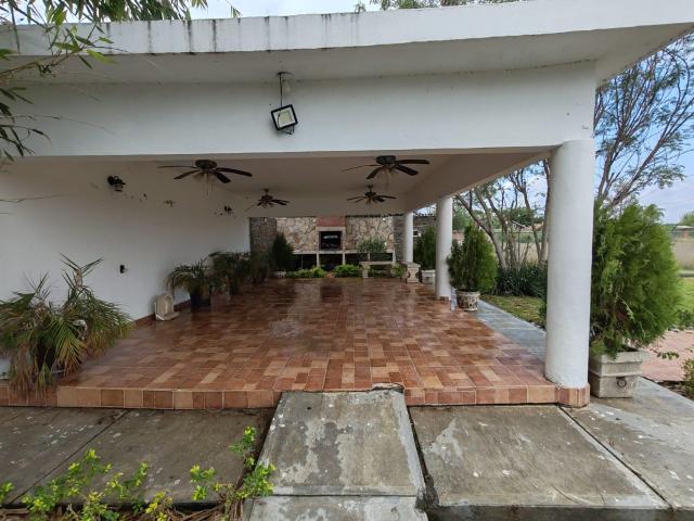Villa en Cadereyta Jim?nez