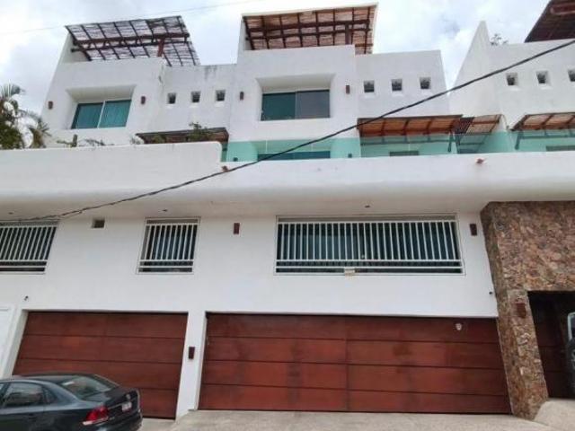 Villa en Hornos Insurgentes, a estrenar, 4Rec, 3.5Bñs, Vista, Alberca, impecable!