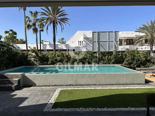 Villa en Playa de las Américas 254m² Playa de las Américas