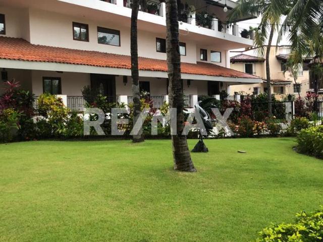 Villa en Renta en Marina Vallarta Alberca, Seguridad 24/7 con Roof Top, Plunge Pool y Vista al Campo de Golf | Villa for Rent in Marina Vallarta Pool, Security 24/7, with Rooftop Plunge Pool and Golf Course Views