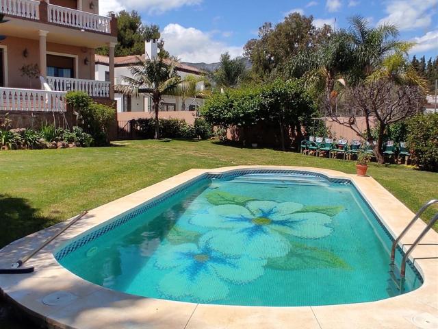 Villa excepcional en la zona más prestigiosa de La Sierrezue. 432m² La Sierrezuela