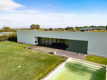 Villa Exclusiva com Arquitetura Contemporânea rodeada pela b. 227m² Óbidos Santa Maria