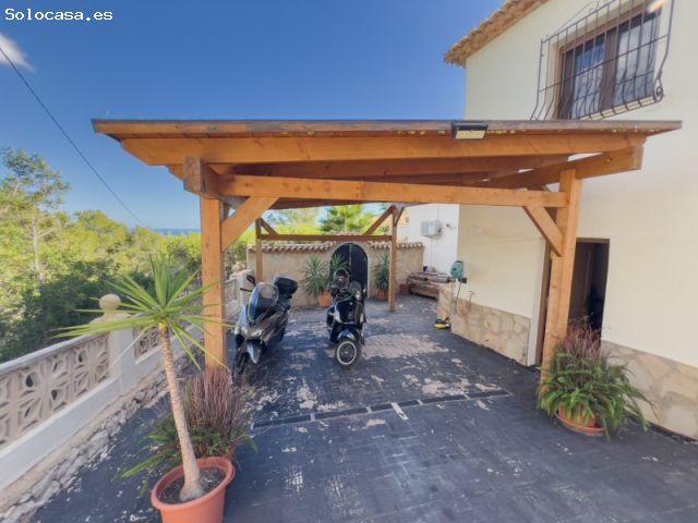 Villa Exclusiva con Vistas Panorámicas al Mar en Oltamar, Calpe