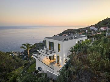 Villa Exclusiva Calheta 250m² Calheta