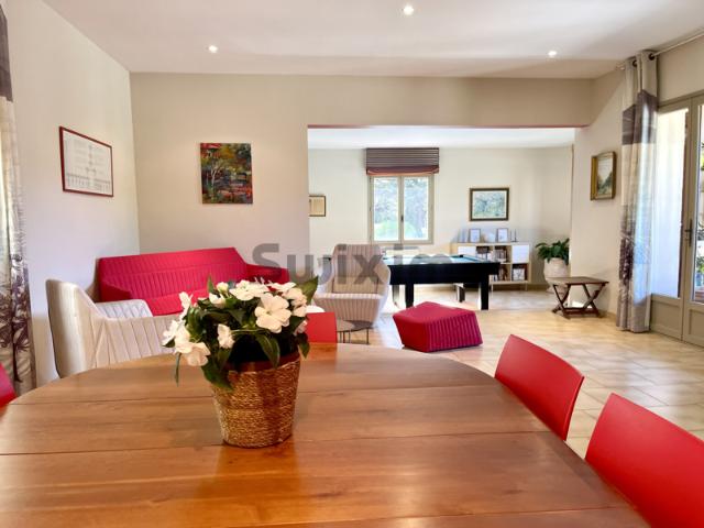 Villa familiale 180m2 Piscine Jardin